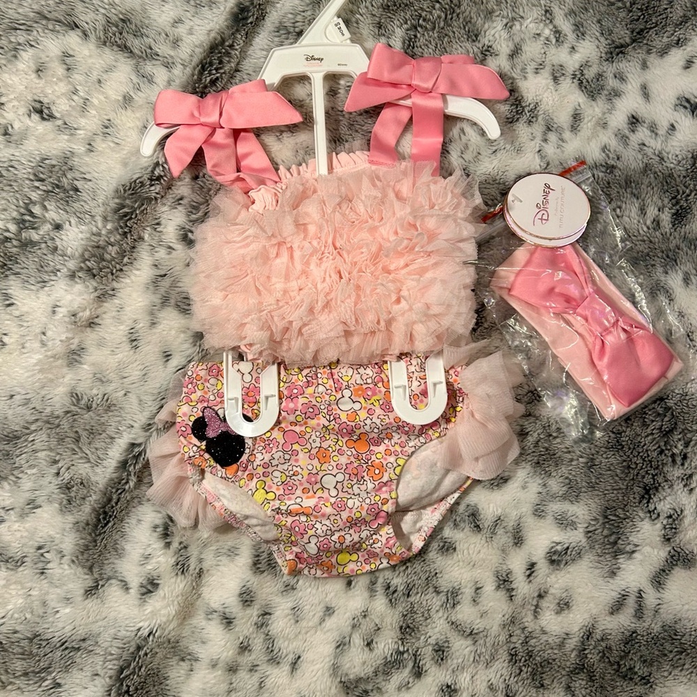 Disney Collection by Tutu Couture Two Piece Ruffled Set size 0-3 months NWT